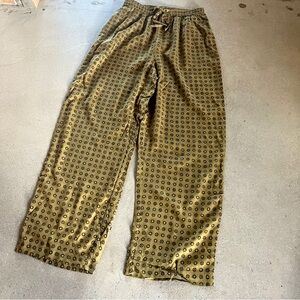 Women’s Comfy Vintage Olive Green Patterned Pants